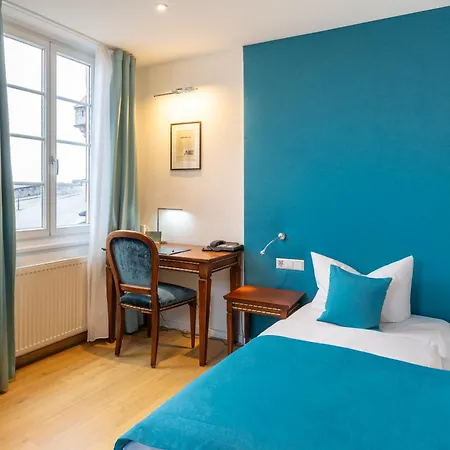 Otel Am Schloss *** Superior Tübingen