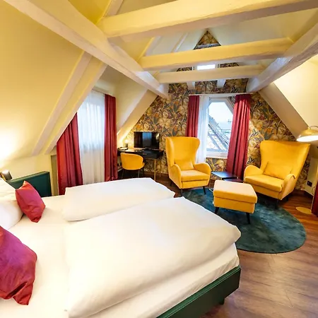 Am Schloss *** Superior Otel 3*